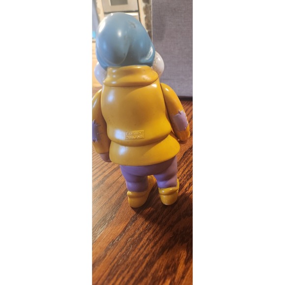 Vintage Disney Snow White Seven 7 Dwarfs 6" Thailand Rubber Figure - BASHFUL‎ - Picture 2 of 3